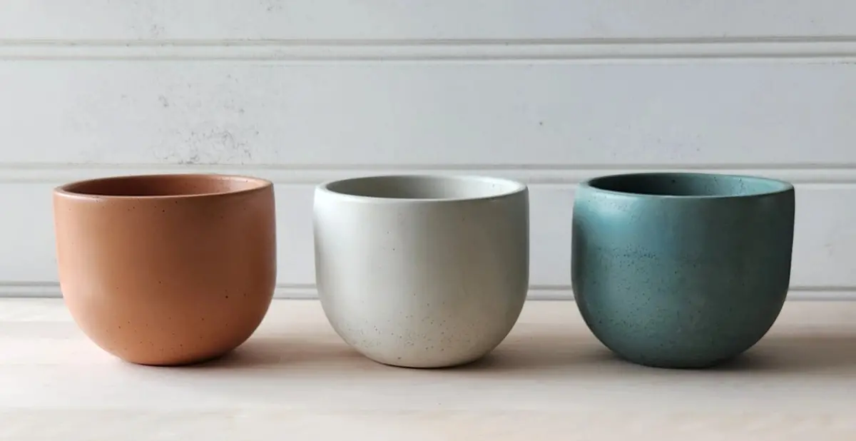 Tulip Planter 5" Terracotta 1