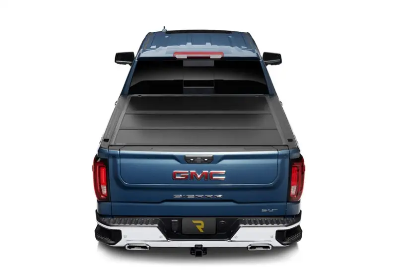 Undercover Select Soft Tonneau Cover For 2007–2013 Chevy/Gmc Silverado & Sierra (70.8″ Bed, No Cargo Management Or Oe Caps) 1